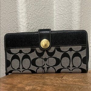 Coach Canvas Signature Wallet